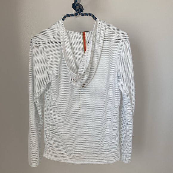 Nike athletic white zip up sweater. Breathable design and long sleeve - Picture 3 of 4